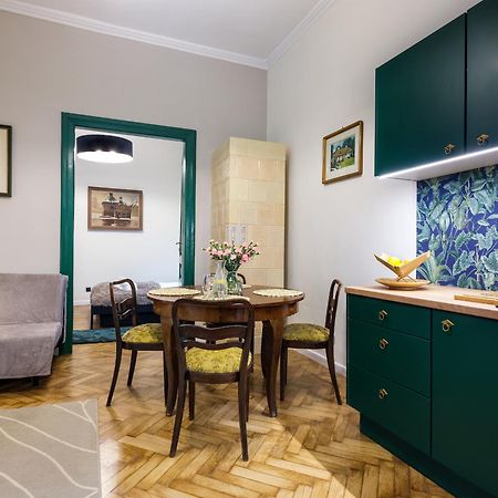 Tyzenhauz Apartments Lobzowska Street Краков Экстерьер фото